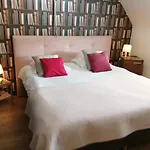 Boutique Butler Hotel 3*